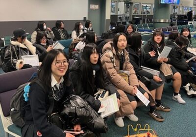 イミグレーションで学生ビザ発行待ち